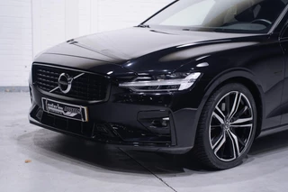 Volvo S60 – thumbnail 2