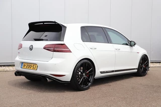 Volkswagen Golf – thumbnail 4