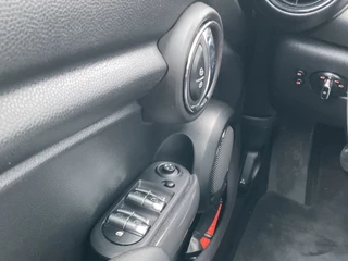MINI Cooper – thumbnail 25