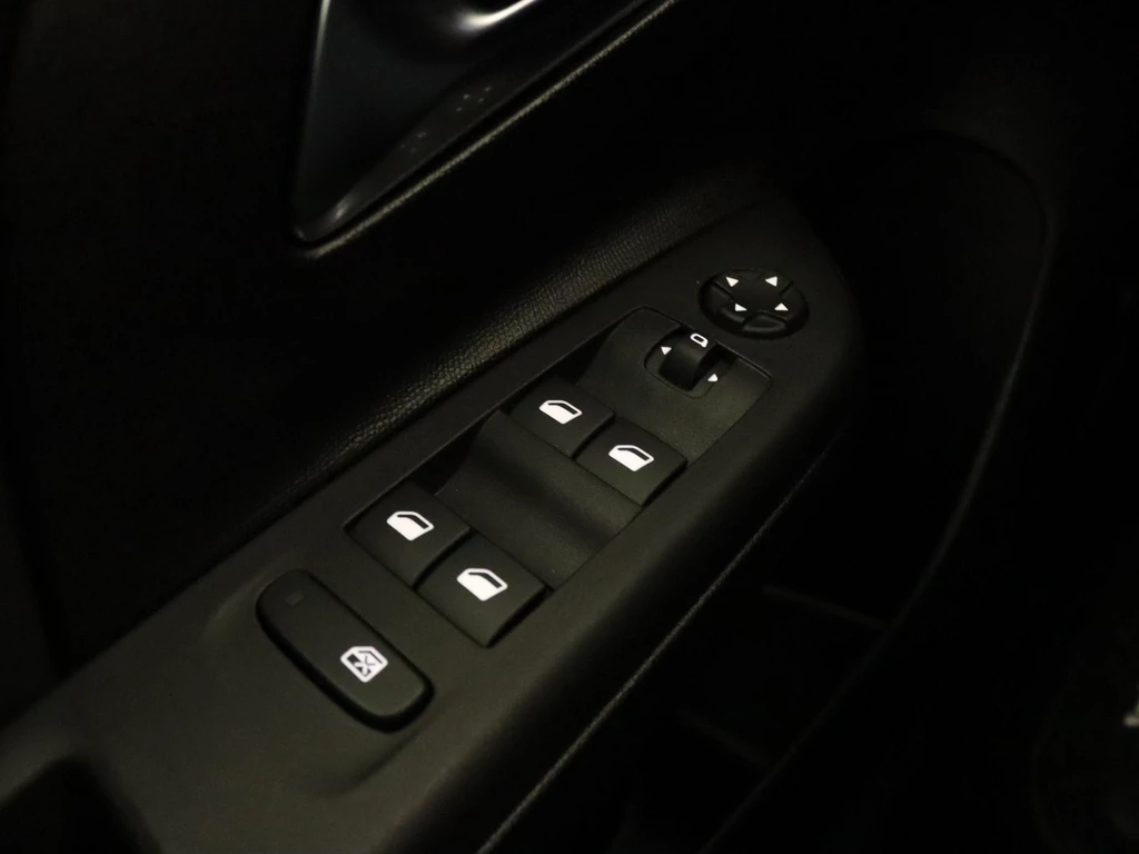 Opel Corsa-e – foto 18