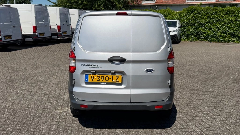 Ford Transit Courier – foto 4