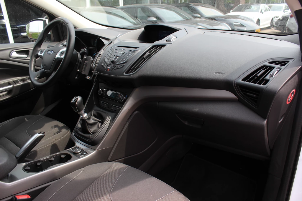 Ford Kuga – foto 15