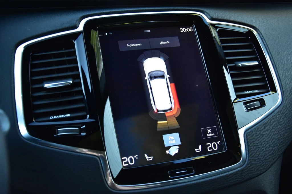 Volvo XC90 – foto 17