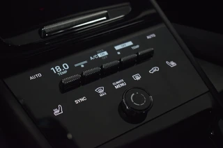 Porsche Cayenne – thumbnail 24