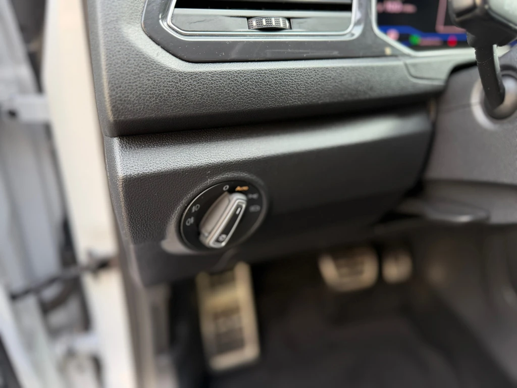 Volkswagen T-Roc – foto 36