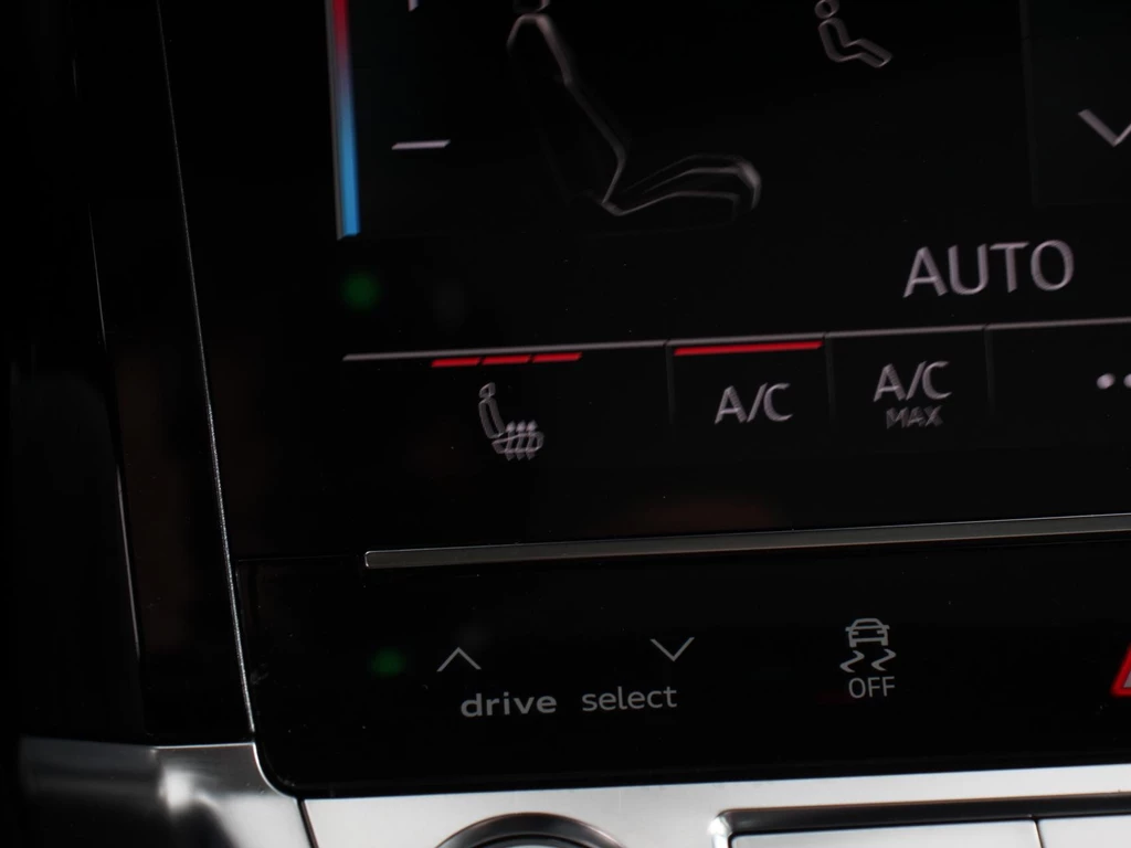 Audi e-tron – foto 21