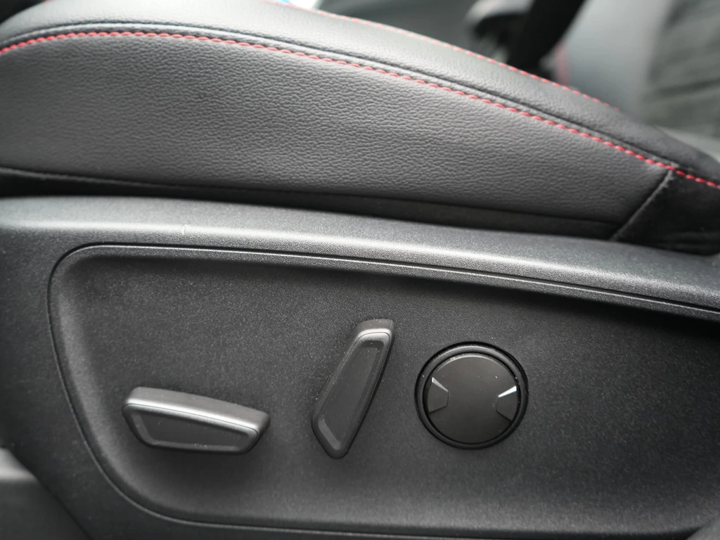 Ford Kuga – foto 18