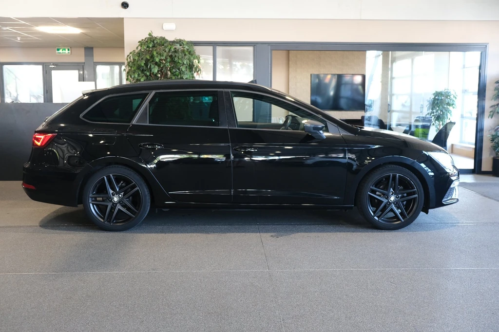 SEAT Leon – foto 11
