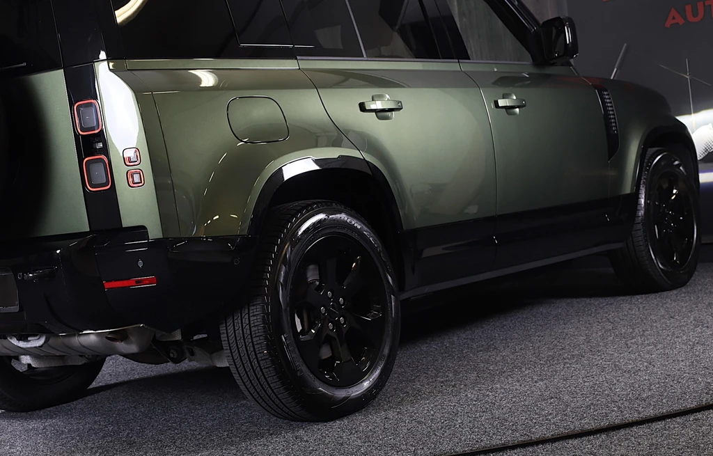 Land Rover Defender – foto 11