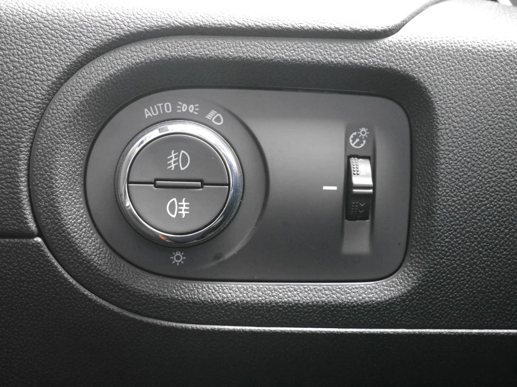 Opel Grandland X – foto 18