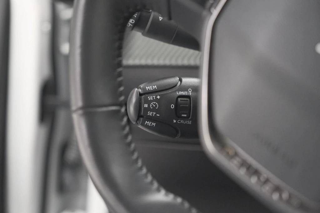 Peugeot 208 – foto 15