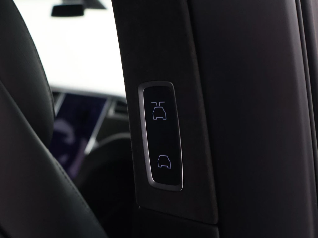 Tesla Model X – foto 26