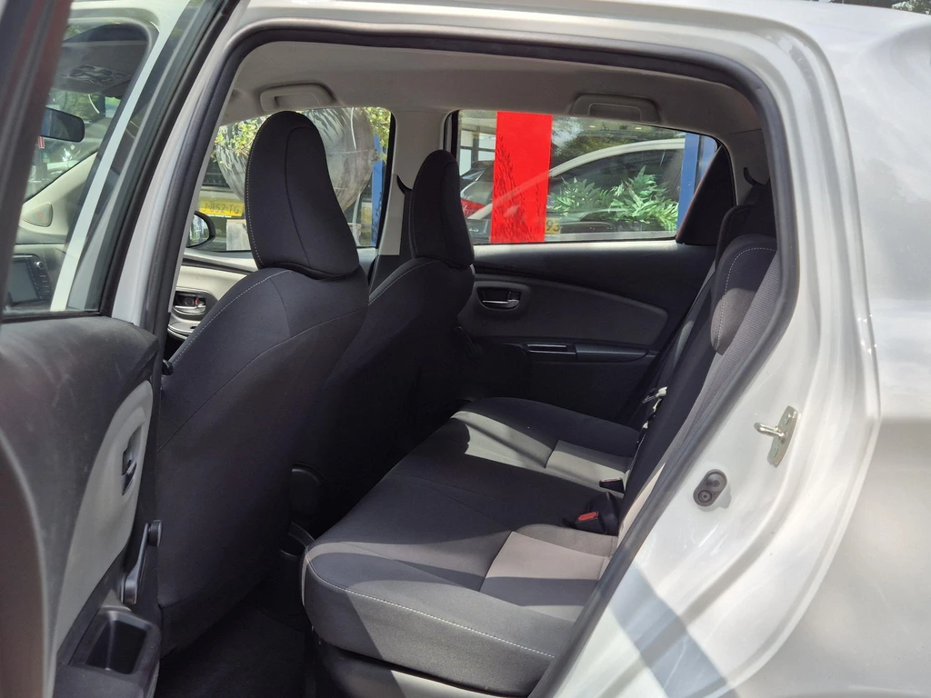 Toyota Yaris – foto 13