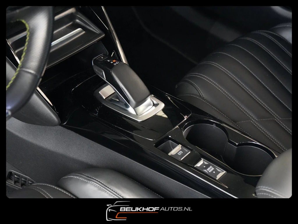 Peugeot e-2008 – foto 13