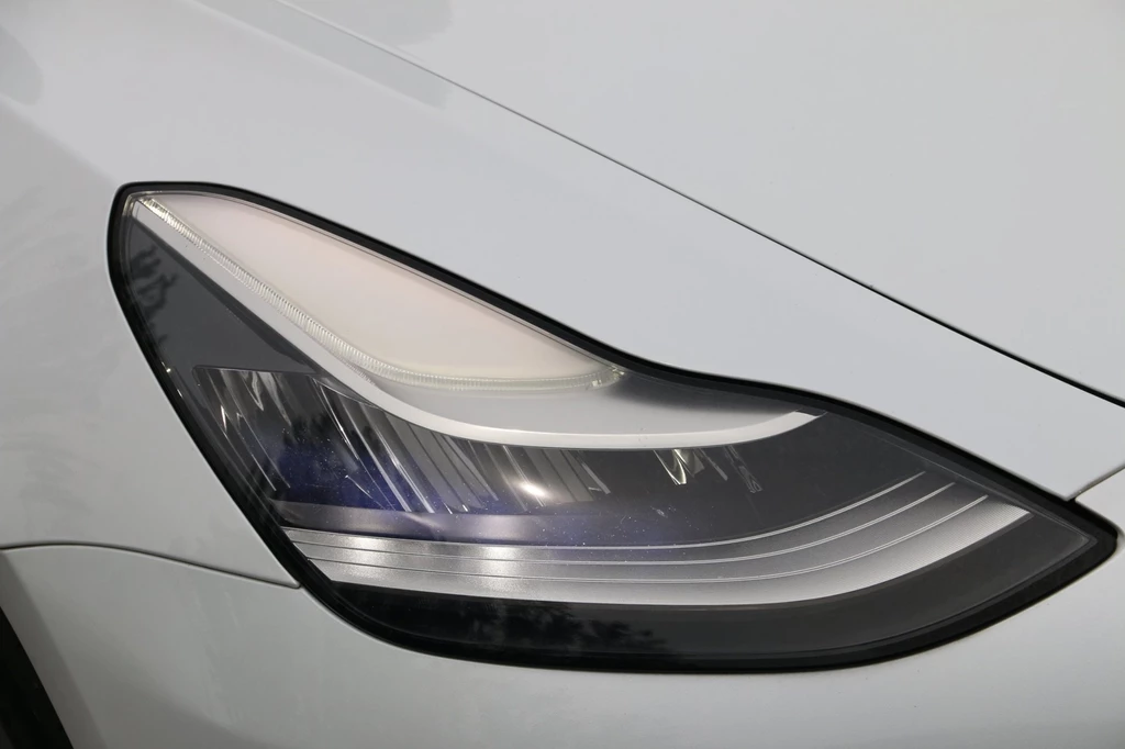 Tesla Model 3 – foto 5