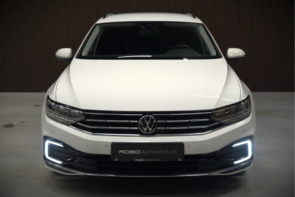 Volkswagen Passat – foto 13