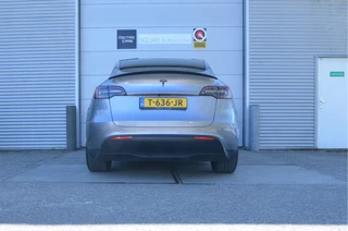 Tesla Model Y – thumbnail 2