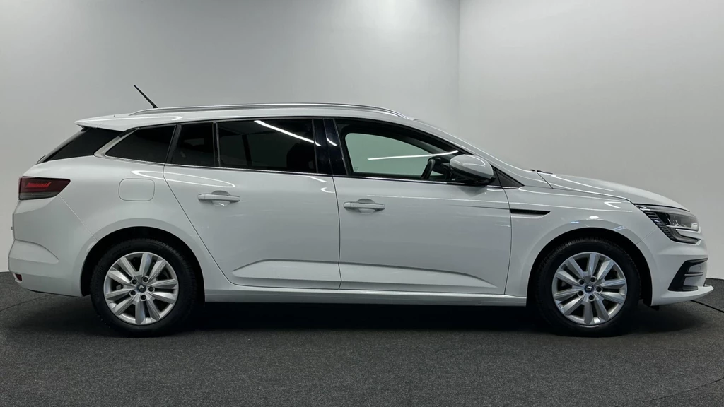 Renault Megane E-Tech – foto 6