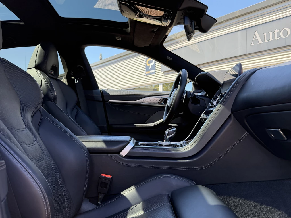 BMW 8 Serie – foto 11