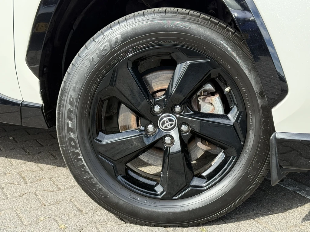 Toyota RAV4 – foto 8