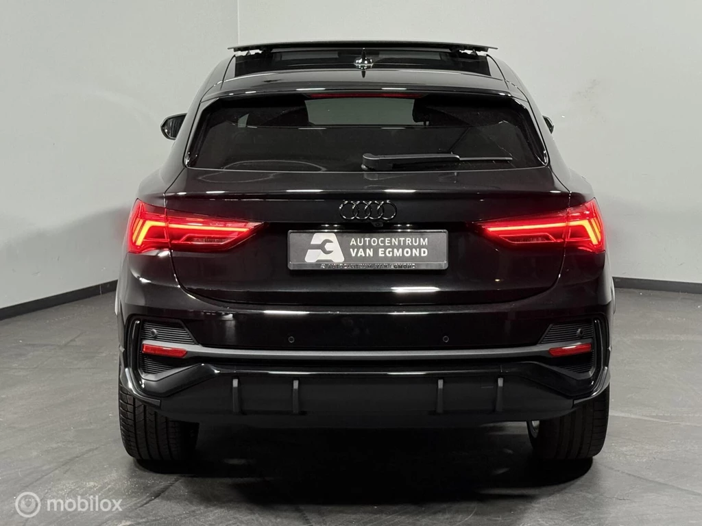 Audi Q3 – foto 12
