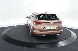 Renault Megane E-Tech – thumbnail 6