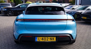 Porsche Taycan – thumbnail 8