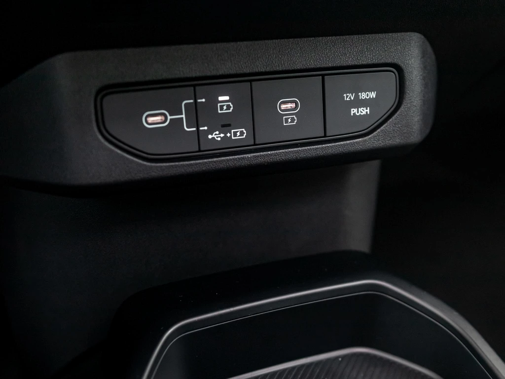 Kia EV4 – foto 21