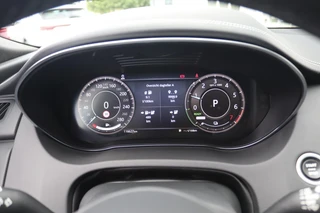 Jaguar E-PACE – thumbnail 37
