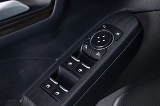 Ford Kuga – thumbnail 13