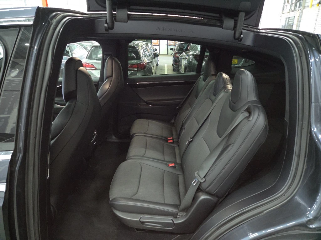Tesla Model X – foto 28