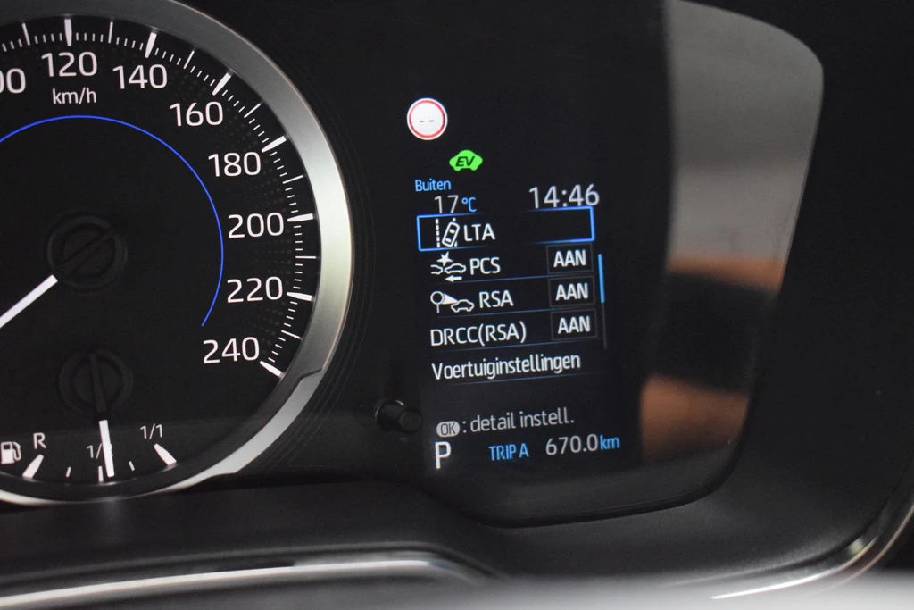 Toyota Corolla Touring Sports – foto 14