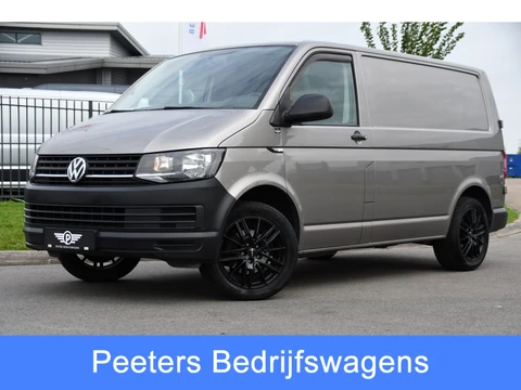 Volkswagen Transporter 2.0 TDI L1H1 PB Edition Camera, Airco, Trekhaak, Multimedia, 85pk, Radio, Uniek!
