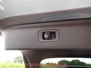 Mercedes-Benz EQE – thumbnail 35