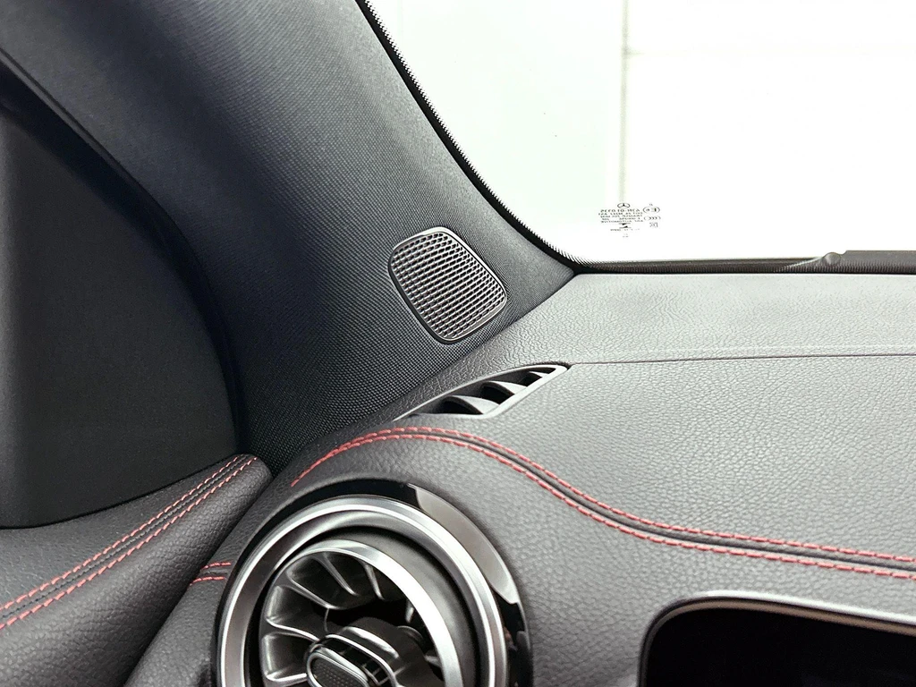 Mercedes-Benz EQA – foto 10