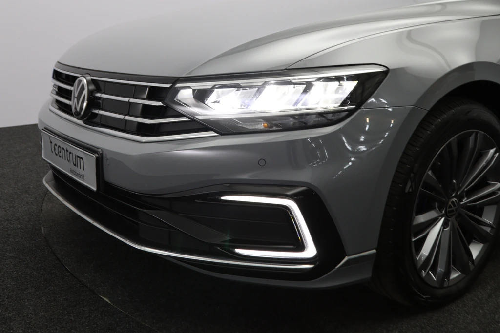 Volkswagen Passat – foto 18