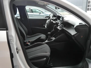 Peugeot 208 – thumbnail 11