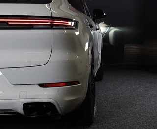 Porsche Cayenne – thumbnail 12