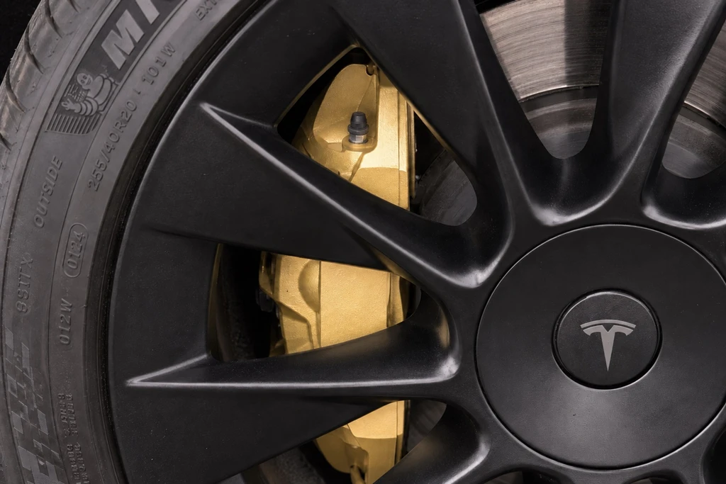 Tesla Model Y – foto 8