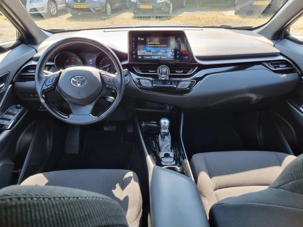 Toyota C-HR – foto 24