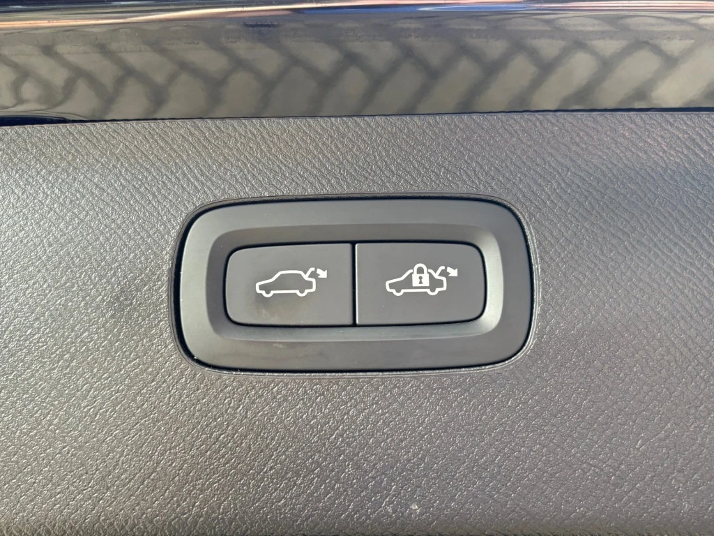 Volvo XC90 – foto 15