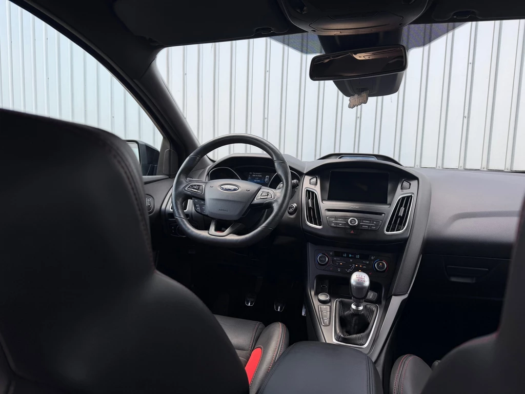 Ford Focus – foto 11