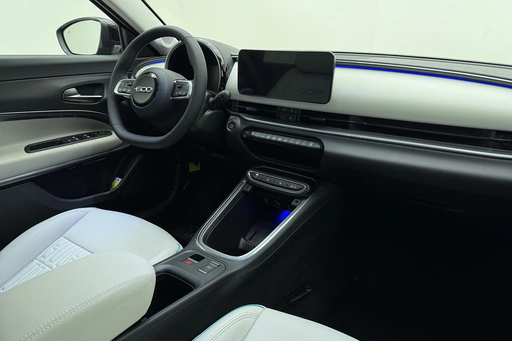 Fiat 600e – foto 16