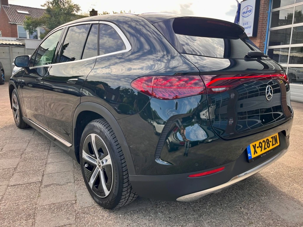 Mercedes-Benz EQE – foto 4