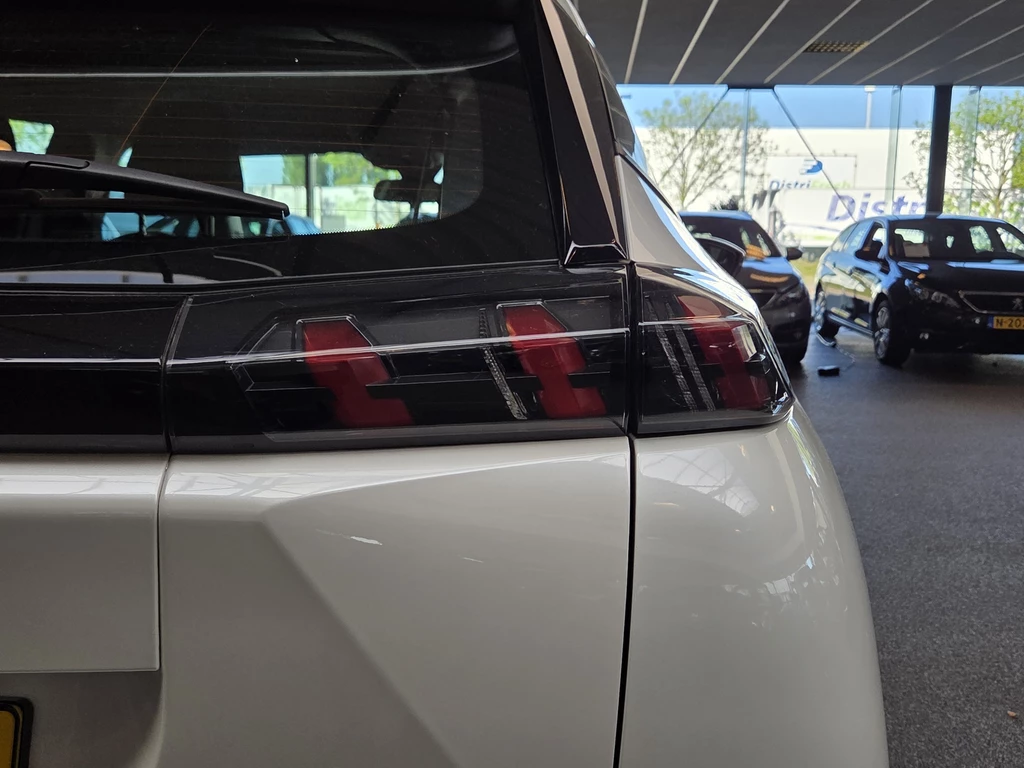Peugeot e-2008 – foto 11