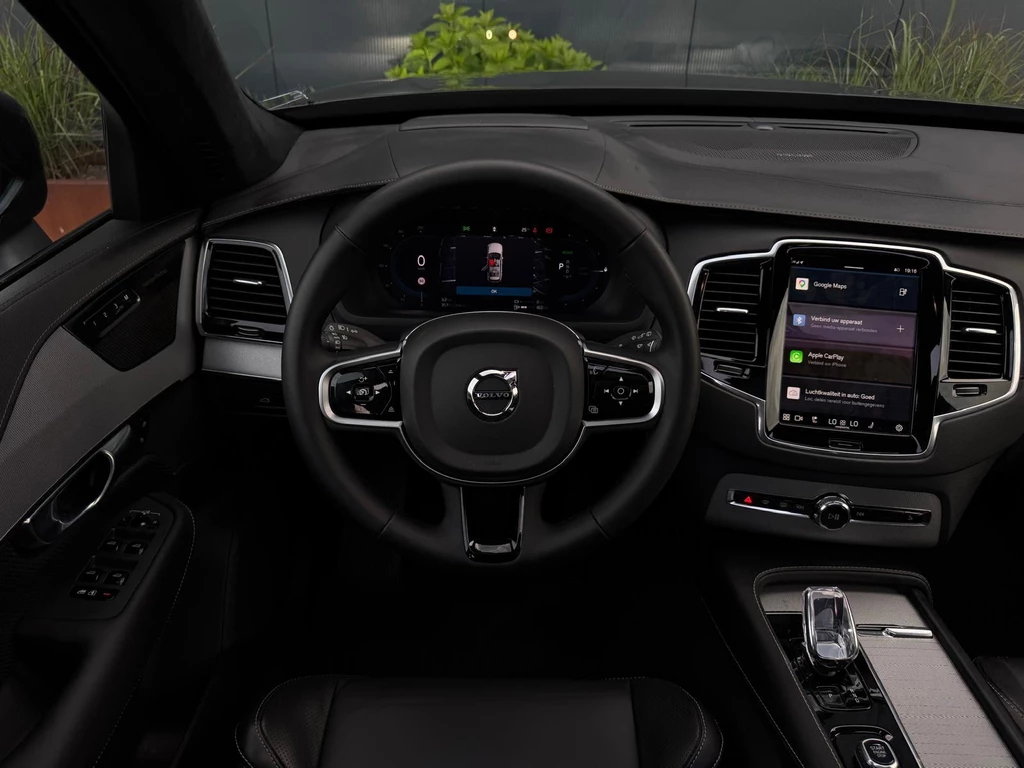 Volvo XC90 – foto 23