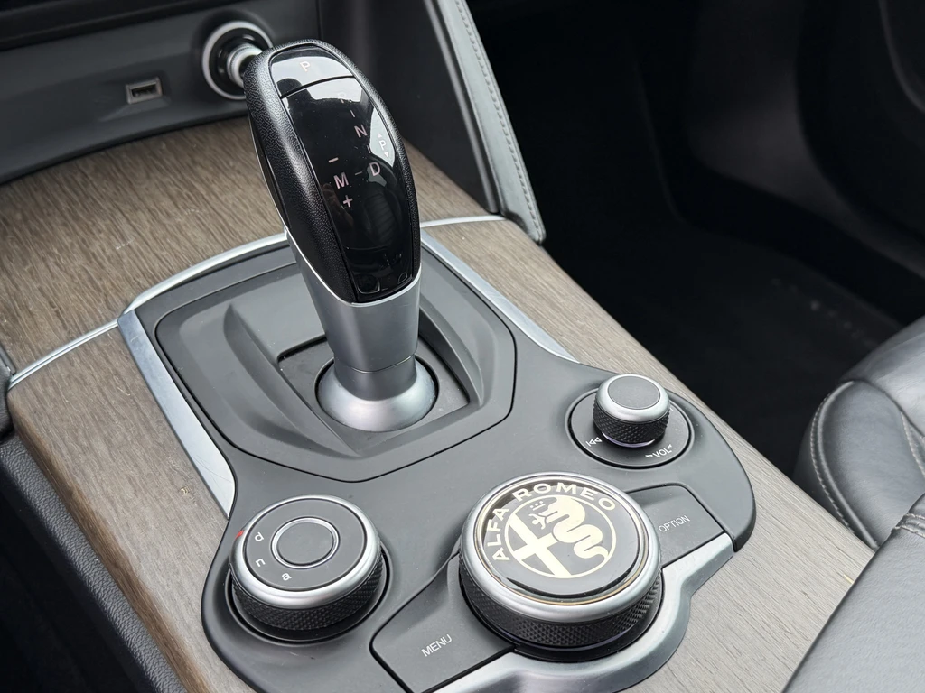 Alfa Romeo Stelvio – foto 17