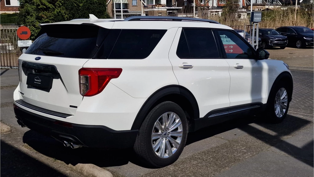 Ford Explorer – foto 6