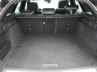 Land Rover Range Rover Velar – thumbnail 38
