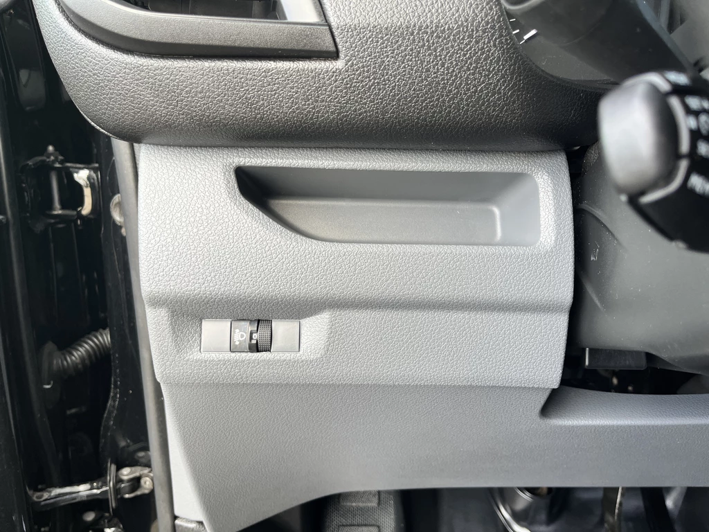 Opel Vivaro – foto 15